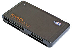 (Klik za uvećanje: JPEG, 30 KB) Ridata External Muti-in-1 Card Reader